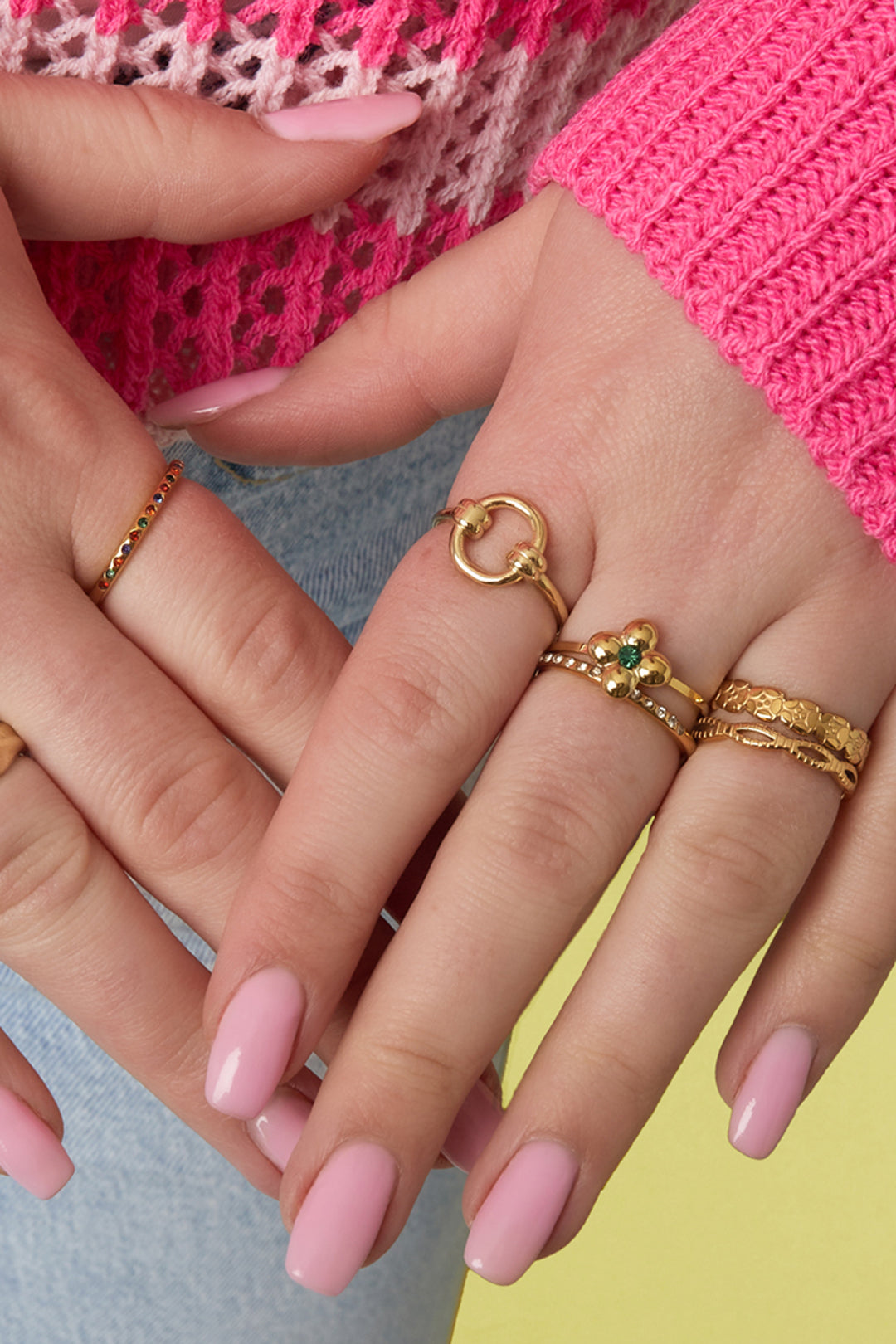 Minimalistischer Ring mit Kreis