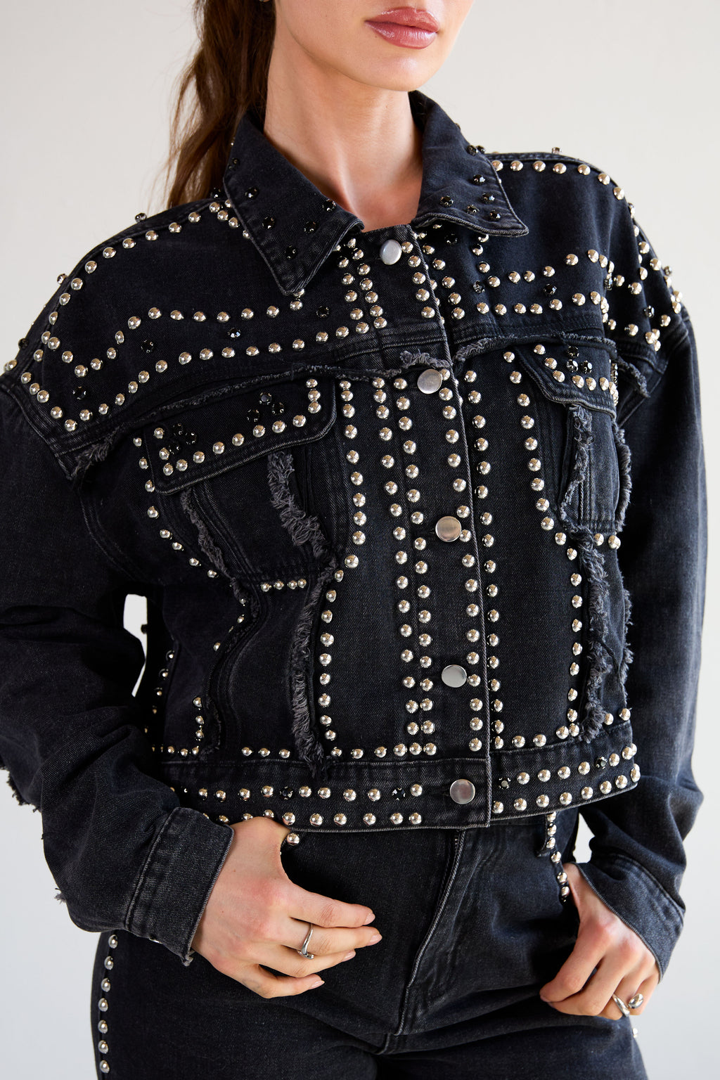 Gewebter Baumwoll Damen Jeansjacke Street Einfarbig Nieten-Design