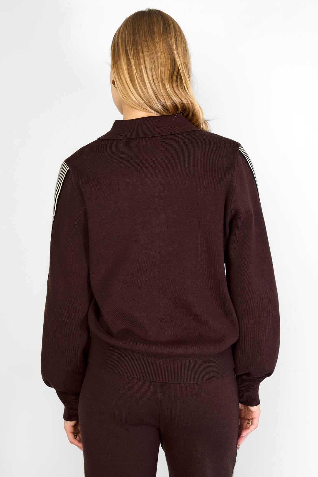 Strickpullover mit Streifen