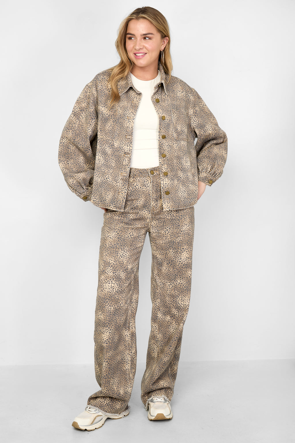 Das Cowgirl und die Leopardenjeans lieben