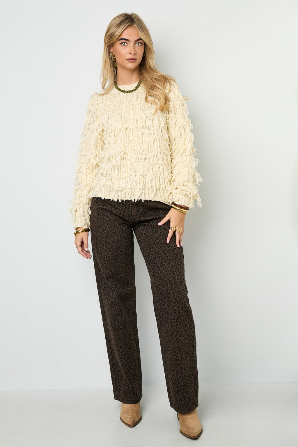 Strickpullover mit Fransen