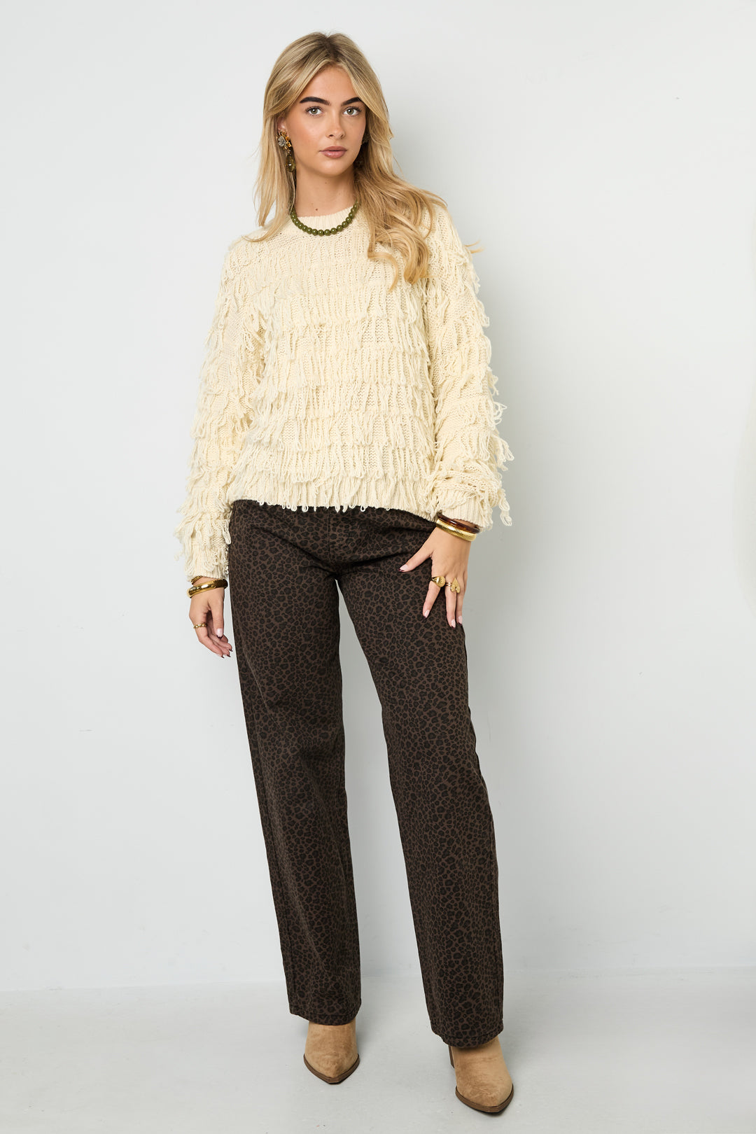 Strickpullover mit Fransen